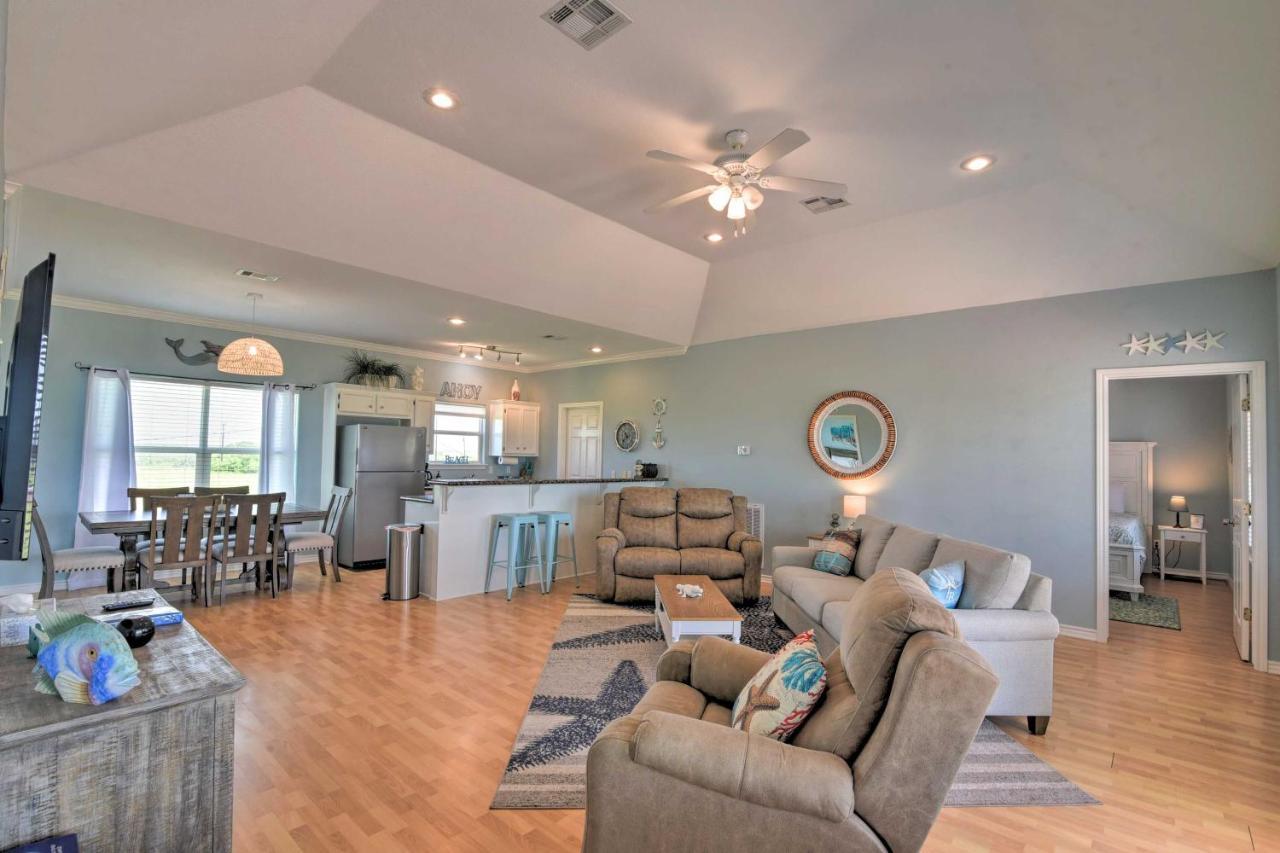 Bright Crystal Beach House, Walk To Coast! Villa Bolivar Peninsula Exterior foto